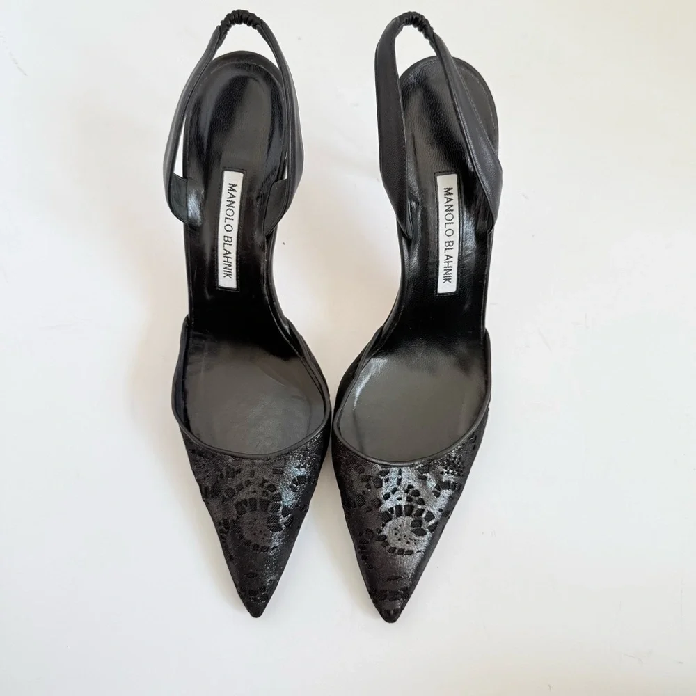 Manolo Blahnik Carolyne Slingback Pumps Black Metallic Jacquard laser cut EU 41